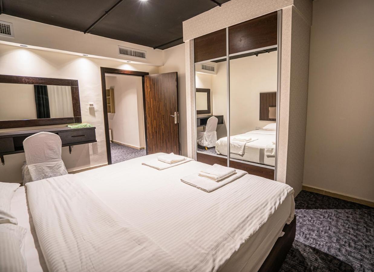 Diamond Hotel Amman Bagian luar foto