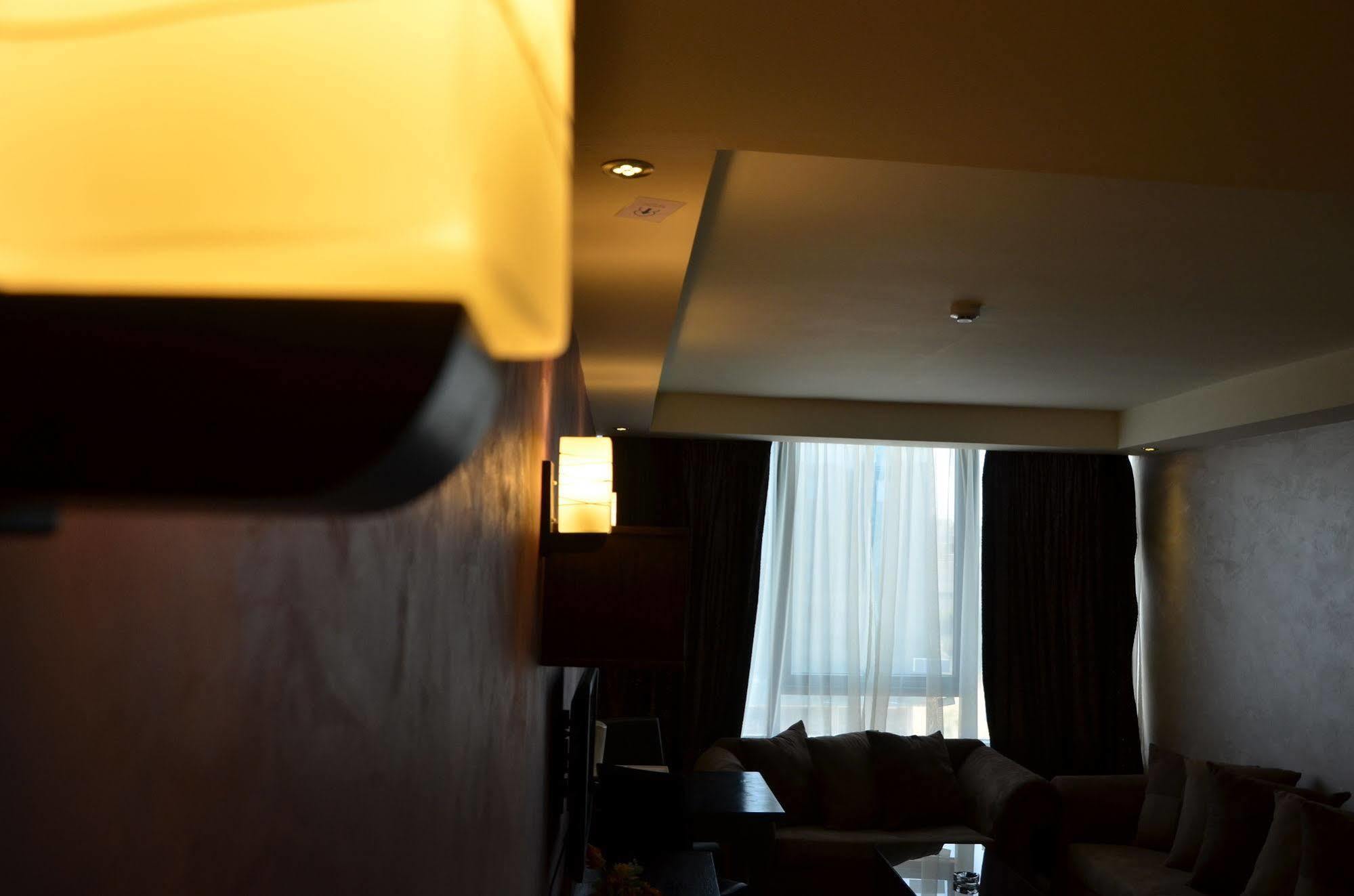 Diamond Hotel Amman Bagian luar foto