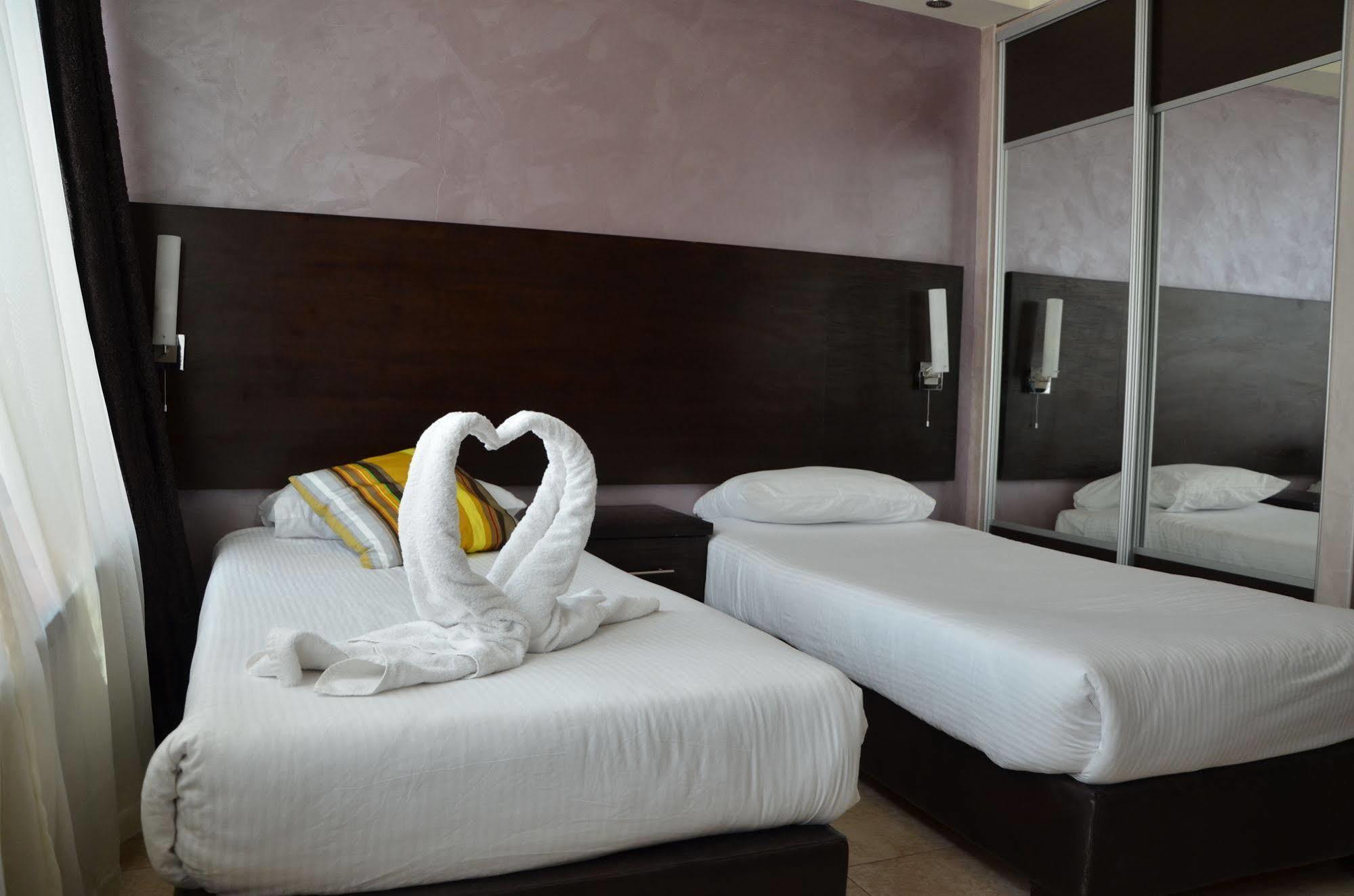 Diamond Hotel Amman Bagian luar foto